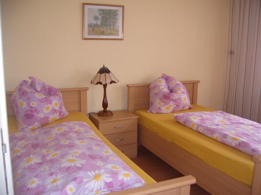 Apartments Svjetlana Langenargen Room photo